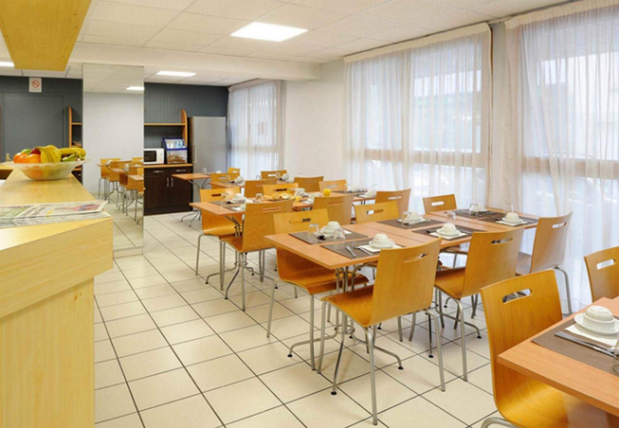 Apartahotel Séjours&affaires Ducs De Bretagne 2*