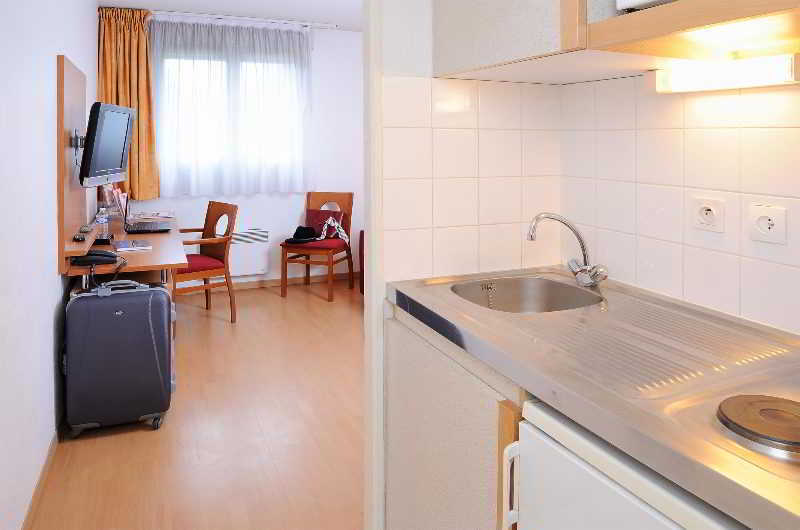 Séjours&affaires Ducs De Bretagne Apartahotel